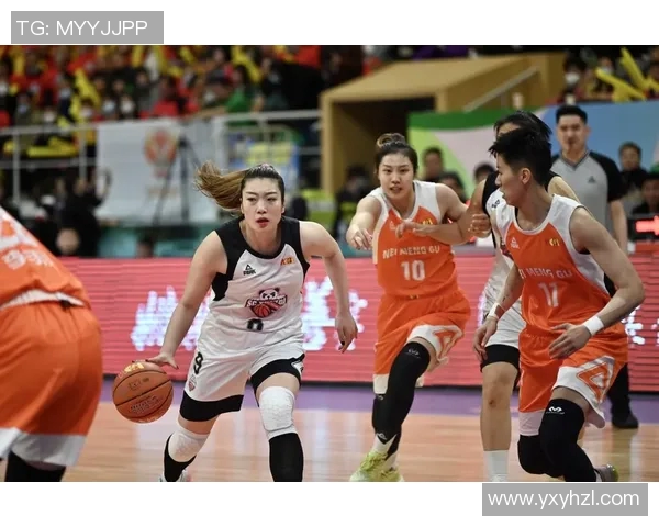 中国女篮勇战加美队全力争胜展现巾帼风采与篮球魅力